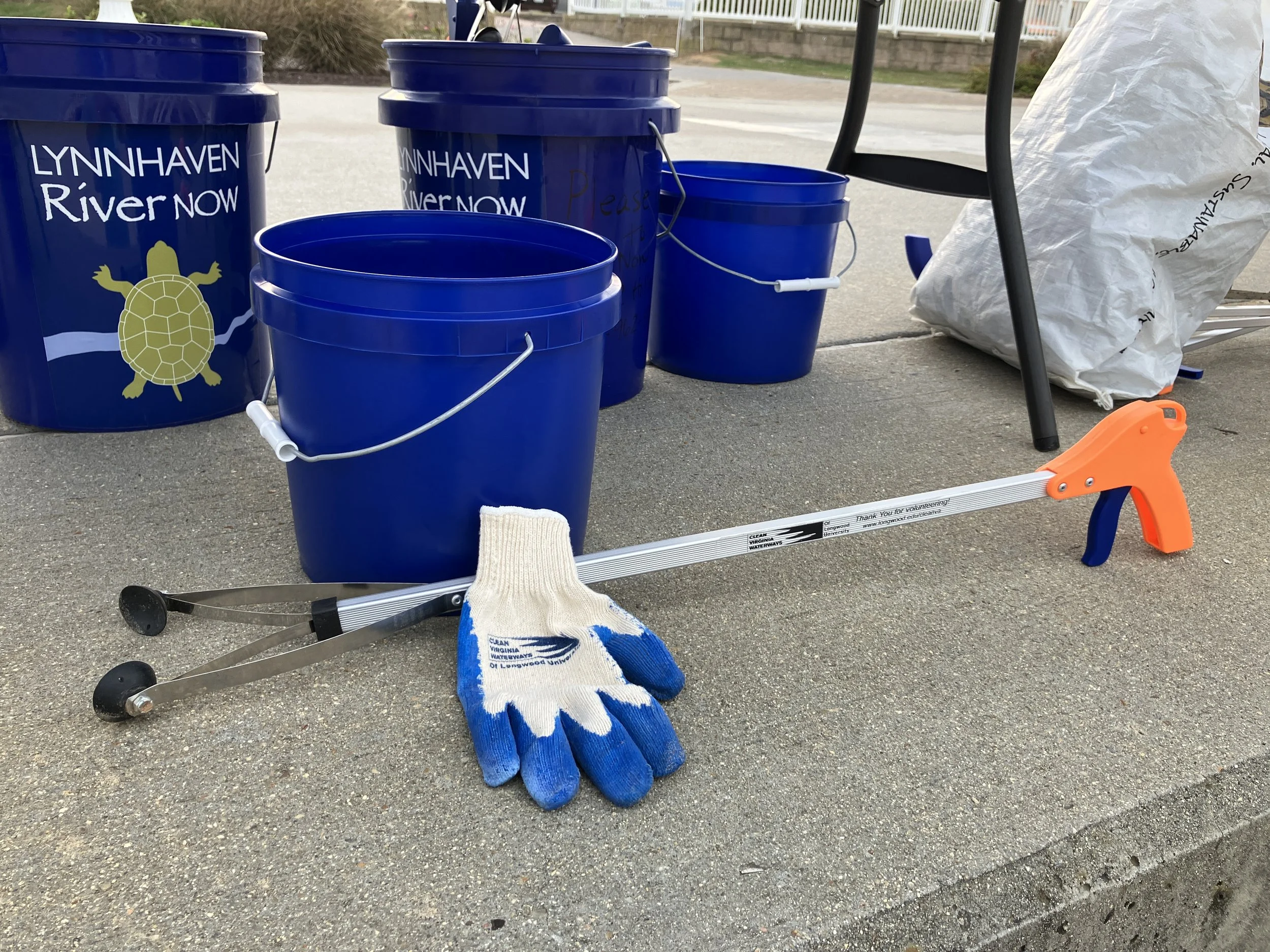 Lynnhaven River NOW | September Waterway Cleanup & FREE E-Waste Recycling at Scarborough Square